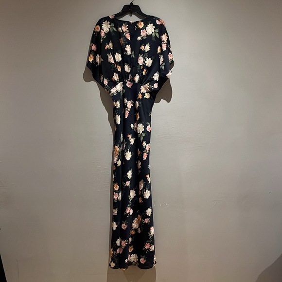 BHLDN x Anthropologie Leila Deep-V Flutter-Sleeve Satin A-Line Gown - Picture 7 of 17